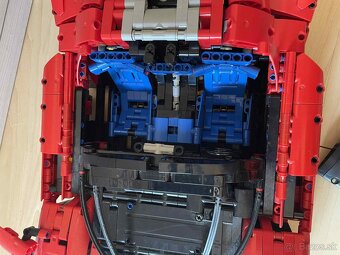 Lego Technic 42143 Ferrari Daytona SP3 - 5