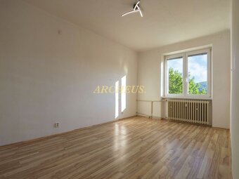 NA PREDAJ, 2 IZBOVÝ BYT, 43m2, PAVLOVIČOVO NÁMESTIE, PREŠOV - 5