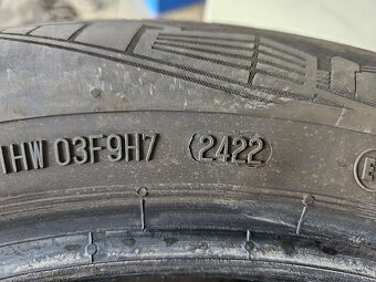 215/55 R18 V XL AllSeasonContact DOT 2422 (mám 3 kusy) - 5