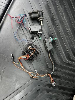 Motorceky do svetiel golf 4 - 5