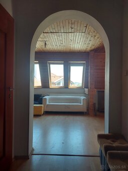 Prenájmem pekný 4 izb. podkrovný byt pri lesoparku 120m2 - 5