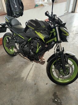 Kawasaki Z650 - 5