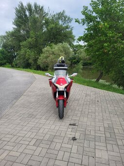 Honda VFR1200 - 5