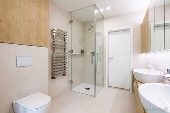 Predaj 4 izbového bytu Banská Bystrica centrum. - 5