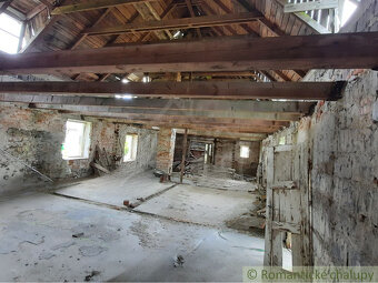 Nehnuteľnosť na rekonštrukciu alebo stavebný pozemok – Kun - 5