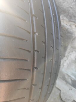 Yokohama bluearth 225/60r18 100H - 5