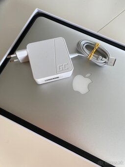 MacBook Pro 13 i5 - late 2012 - retina / 8GB RAM - 5