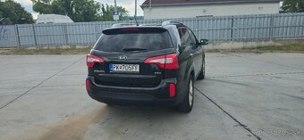 Kia Sorento - 5