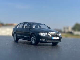 ŠKODA Predam zberatelsky model v mierke 1:43. - 5