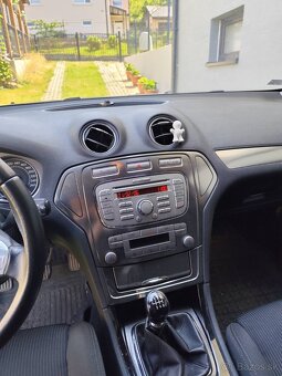 PREDÁM Ford Mondeo combi r. 2008 4000eur, DOHODA MOŽNÁ - 5