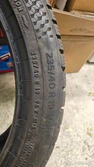 235/40R19 96V 4ks - 5