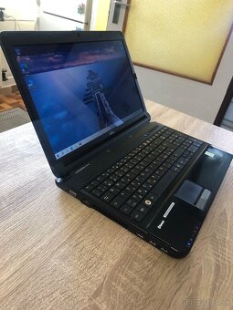 15,6" notebook Fujitsu Lifebook AH530 / 4GB/128GB TOP stav - 5