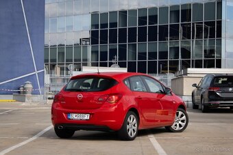 Opel Astra 1.4 Turbo 140k Enjoy - 5