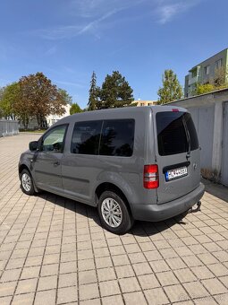 Volkswagen Caddy 1.6 TDi 5 miestna - 5