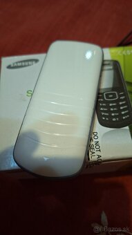 Samsung GT-E1080W top stav - 5