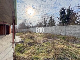 CABAJ - časť Riegler - 6 izbový RD - hrubá stavba - DVOJGAR - 5