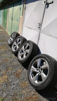 18" 5x114,3 7x18 et35 alu disky Originál Toyota RAV4 5.gen - 5