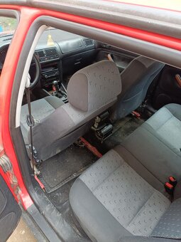 Volkswagen golf - 5