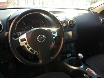 Nissan Qashqai 2010 1.6i 84kw 5M benzín - 5