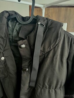 Pánska dlhá zimná bunda s kapucňou - 5