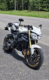 Triumph Street Triple 675 abs - 5