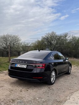 Škoda Superb 2020 2.0 TDi - 5