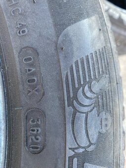 215/60r16 Michelin Primacy 4 - 5