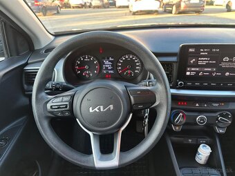 KIA STONIC BENZIN - 5