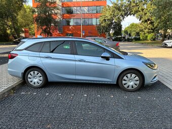 Predám Opel Astra K Combi 1.4 Turbo Benzin 92kW MT6 (2017) - 5