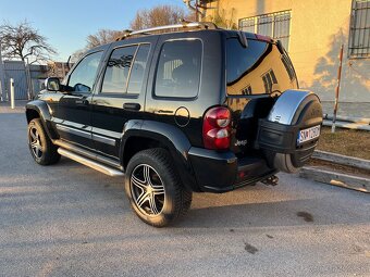 Jeep Cherokee Liberty KJ 3,7L V6 LPG - 5