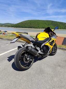 Suzuki GSXR 1000 K8 - 5