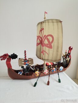 LEGO 7018 Viking Ship challenges the Midgard Serpent (s krab - 5