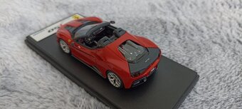 Predám model Ferrari J50 1:43 Looksmart - 5