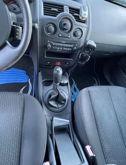 Renault Megane combi 5-miestne r.v. 1Q/2004 - 5