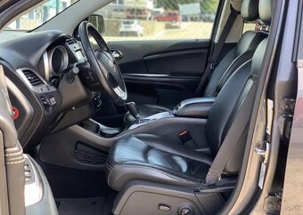 Fiat Freemont 2.0MJT AUTOMAT 4x4 7MÍST KŮŽE nafta automat - 5