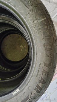 225/55 R17 letne Goodyear - 5