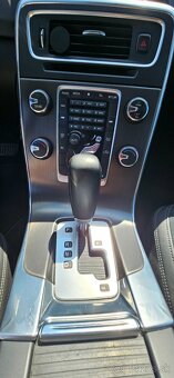 Volvo V60 D3 momentum geartronic 2012 - 5