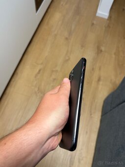 iPhone 11 pro + 11 pro max + apple watch 5 + airpods - 5