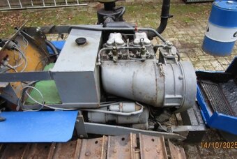 Pasovy traktor Tosseli - 5