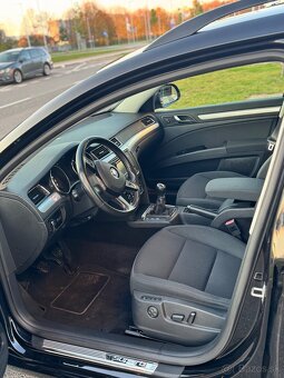 Škoda Superb Combi Facelift 2015, 2.0 TDI 6-st. manual - 5