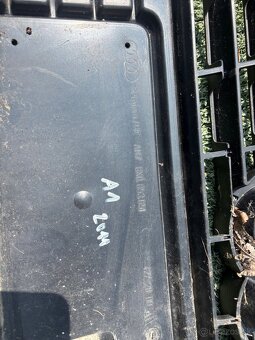 Mriežka chladiča Audi A1 8X0853651 - 5