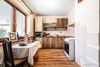 Priestranný dom po rozsiahlej rekonštrukcii | 200 m2 | NL - 5