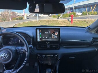 Yaris Hybrid 2025 executive - 5