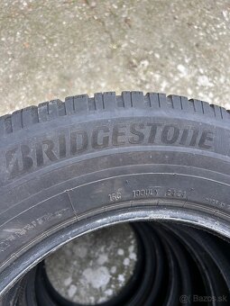 Zimne pneu 265/65 R17 BRIDGESTONE BLIZZAK - 5