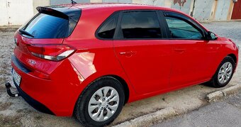 HYUNDAI i30 1,4benzin - 5