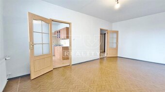 Perfektné bývanie v centre mesta, ktoré si upravíte... - 5
