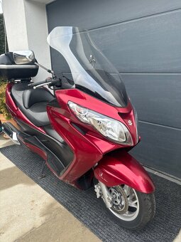 Suzuki Burgman 400 - 5