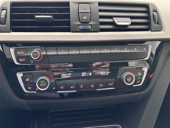 Predám BMW Rad 3 Touring 318d Advantage A/T,Head-Up Display - 5