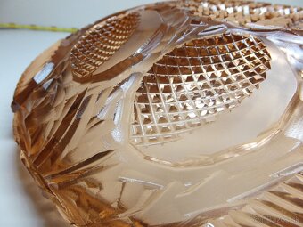 Bohatě broušená rosalinová velká mísa, váha 1713 g. - 5