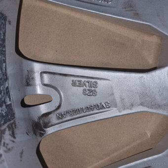 Hliníkové disky 5x112 R18 8J ET44 - 5